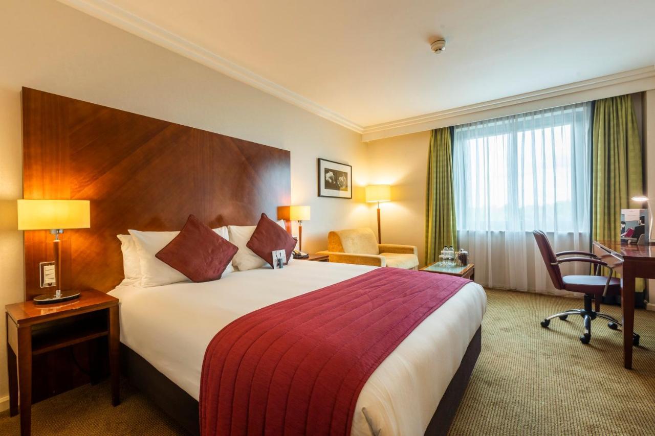 Отель Crowne Plaza Birmingham Nec By Ihg Бикенхил Экстерьер фото