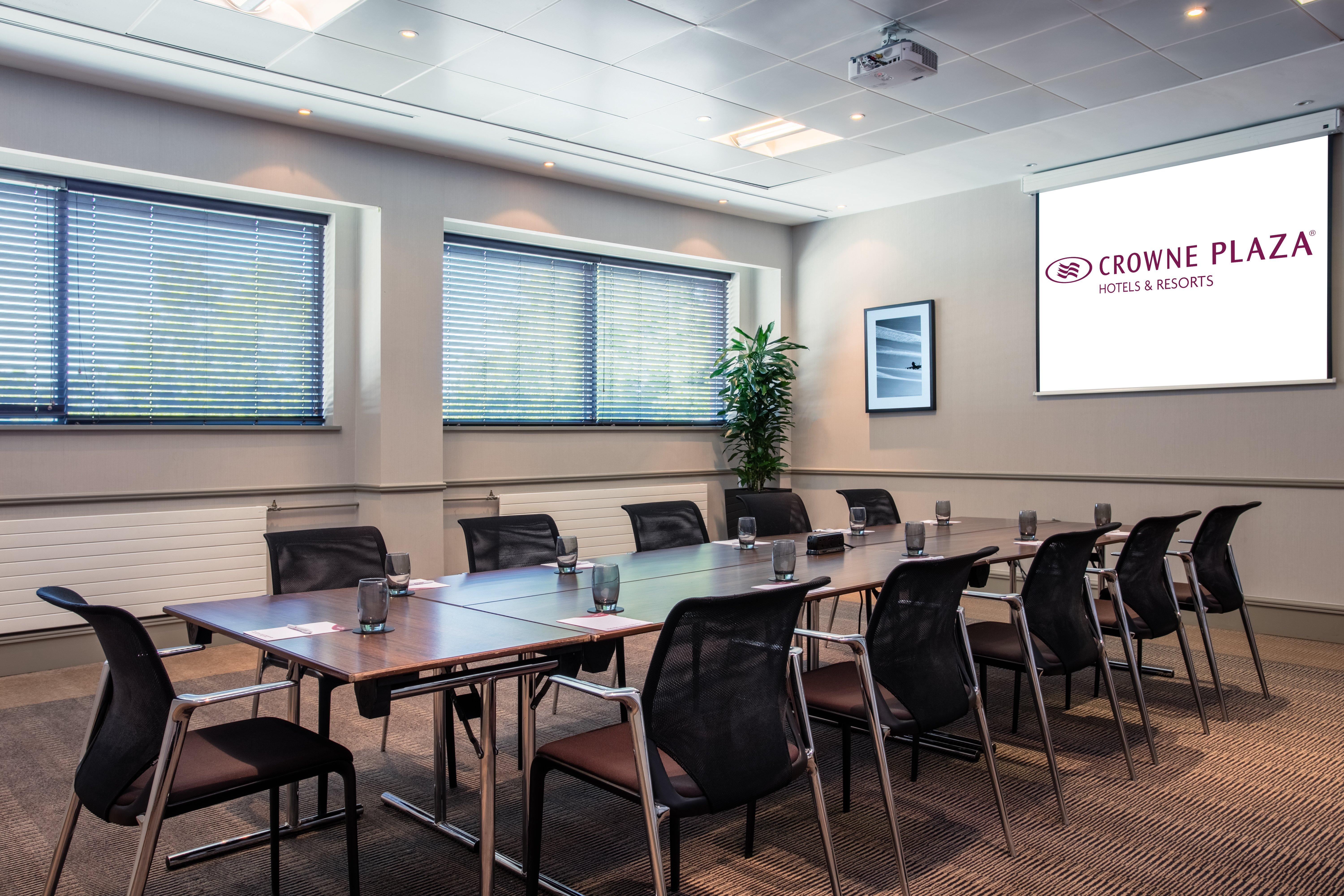 Отель Crowne Plaza Birmingham Nec By Ihg Бикенхил Экстерьер фото