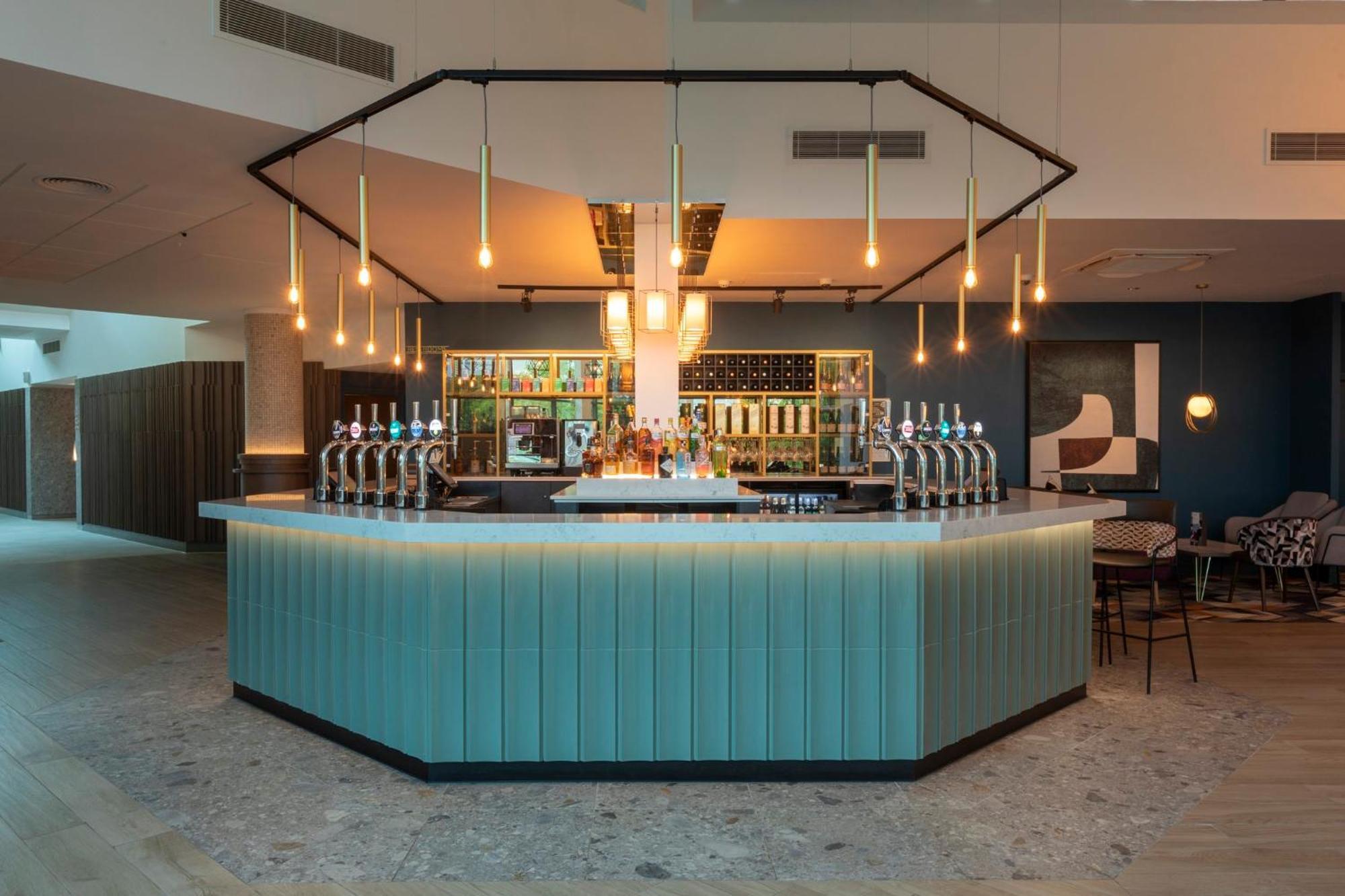Отель Crowne Plaza Birmingham Nec By Ihg Бикенхил Экстерьер фото