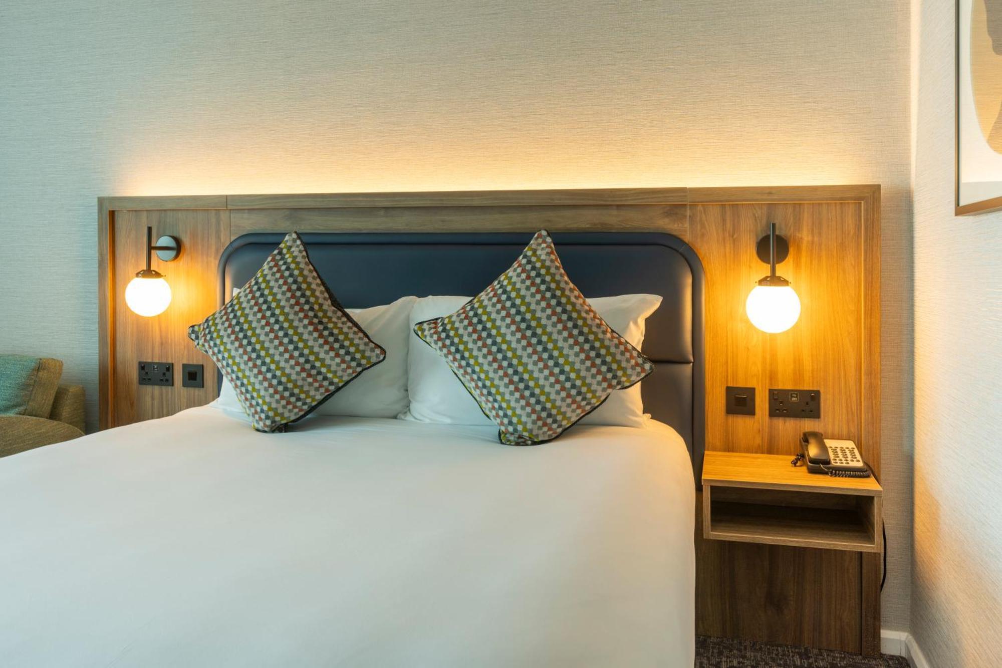 Отель Crowne Plaza Birmingham Nec By Ihg Бикенхил Экстерьер фото